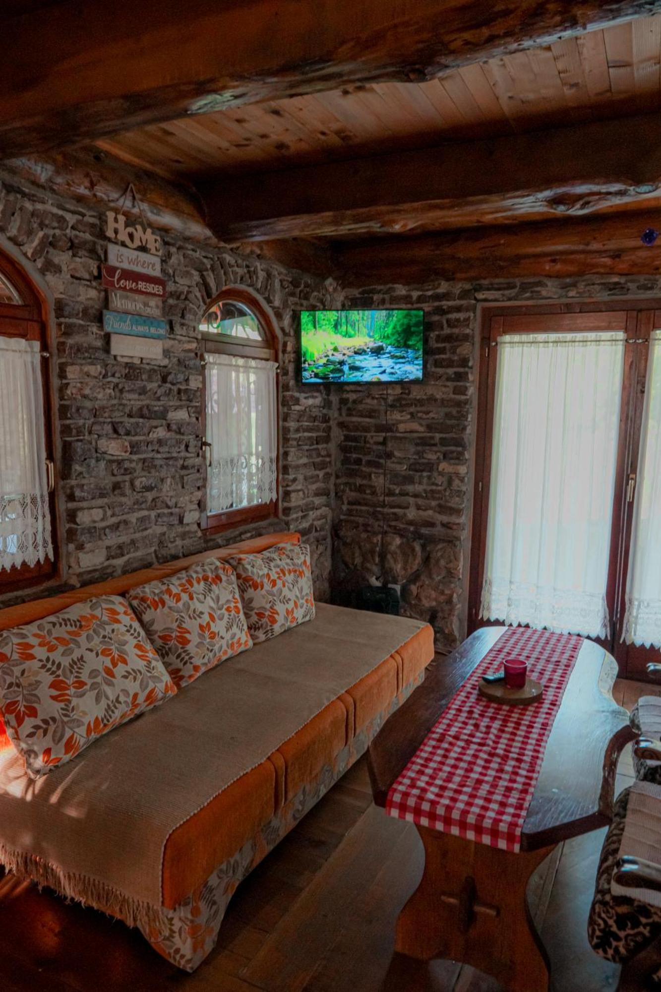 Holiday Home Iman Ripac Luaran gambar